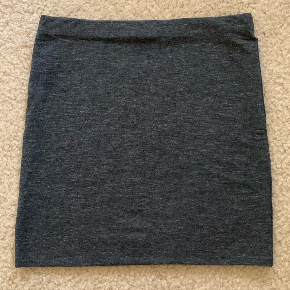 Gray mini skirt